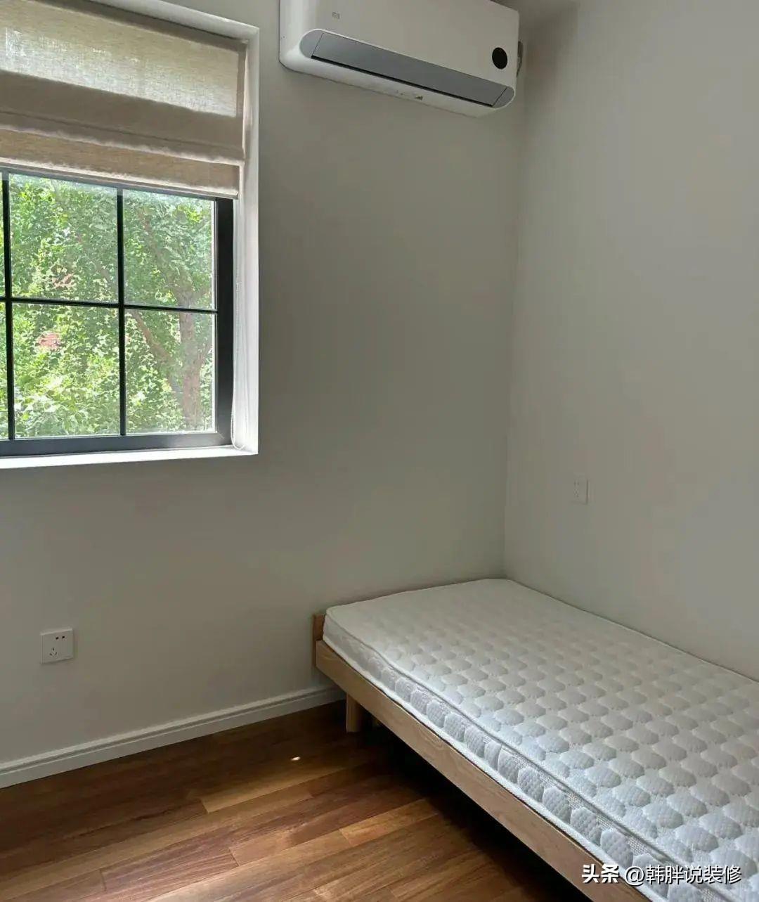 More and more people don\'t buy \"beds\" anymore. This is what smart people do, which saves money and is practical!